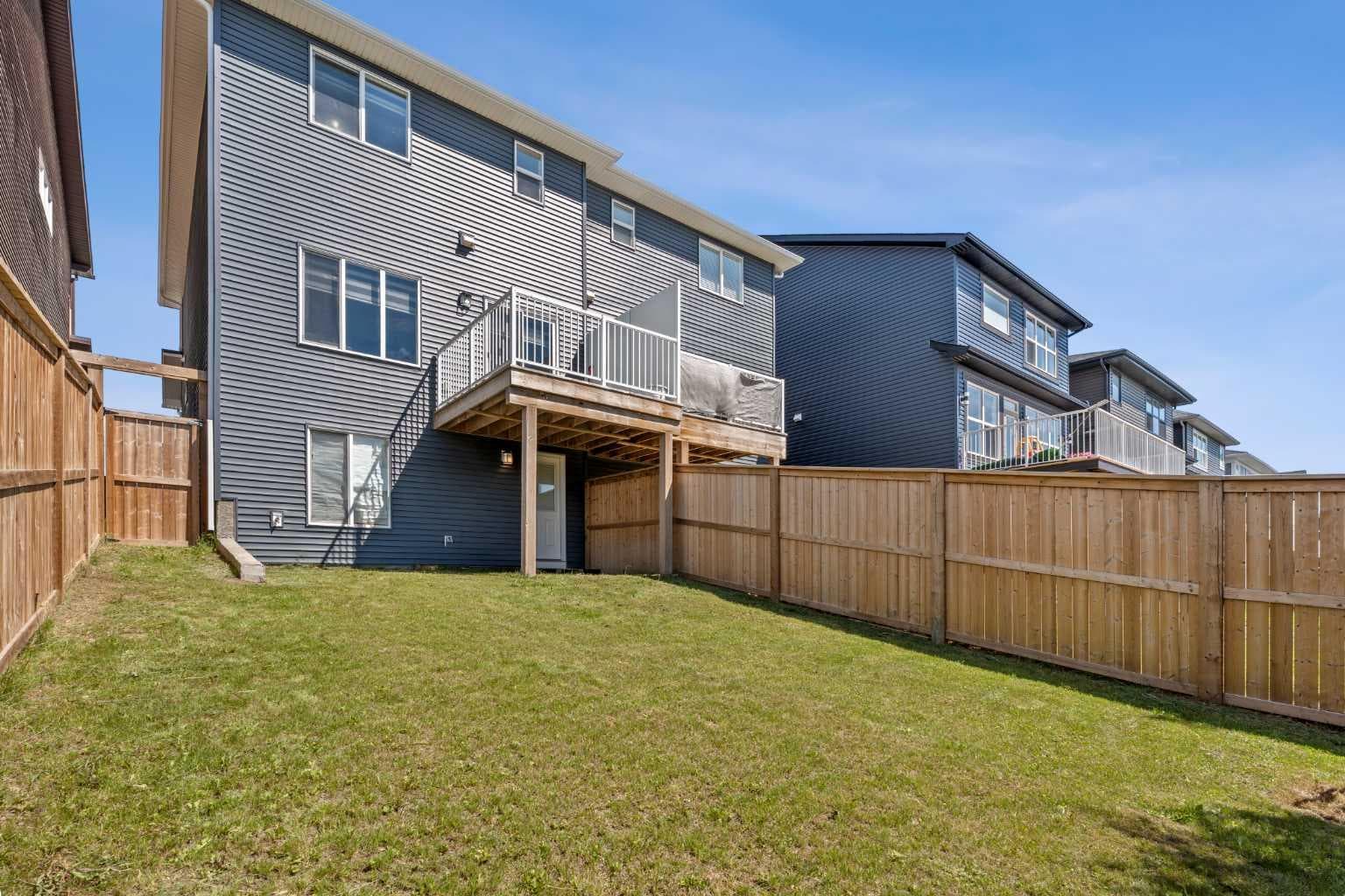 69 Carringvue Park NW