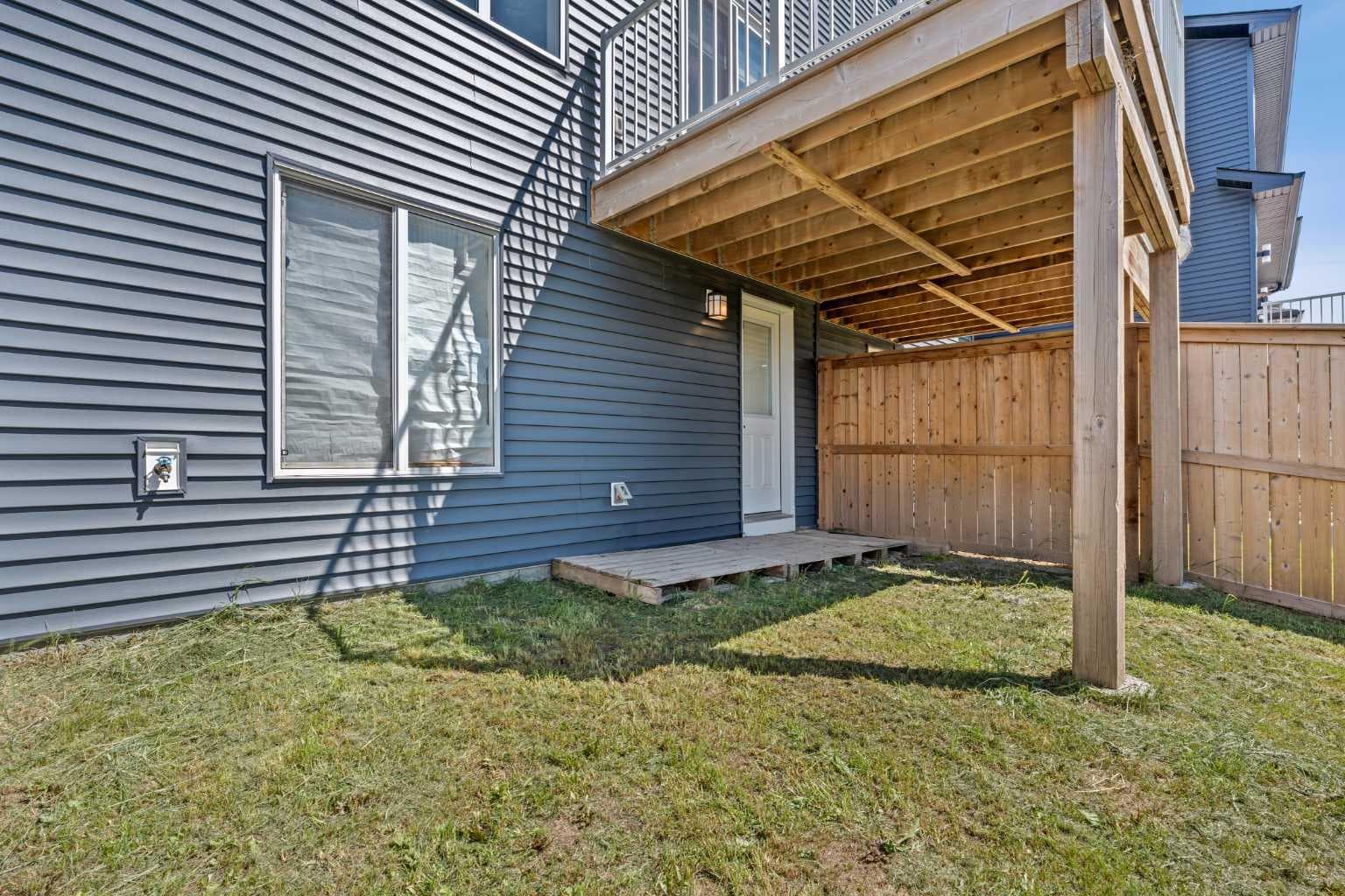69 Carringvue Park NW