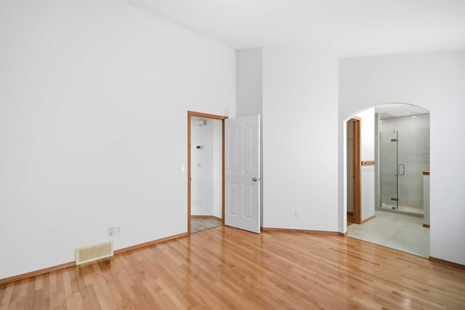 288 Springborough Way SW