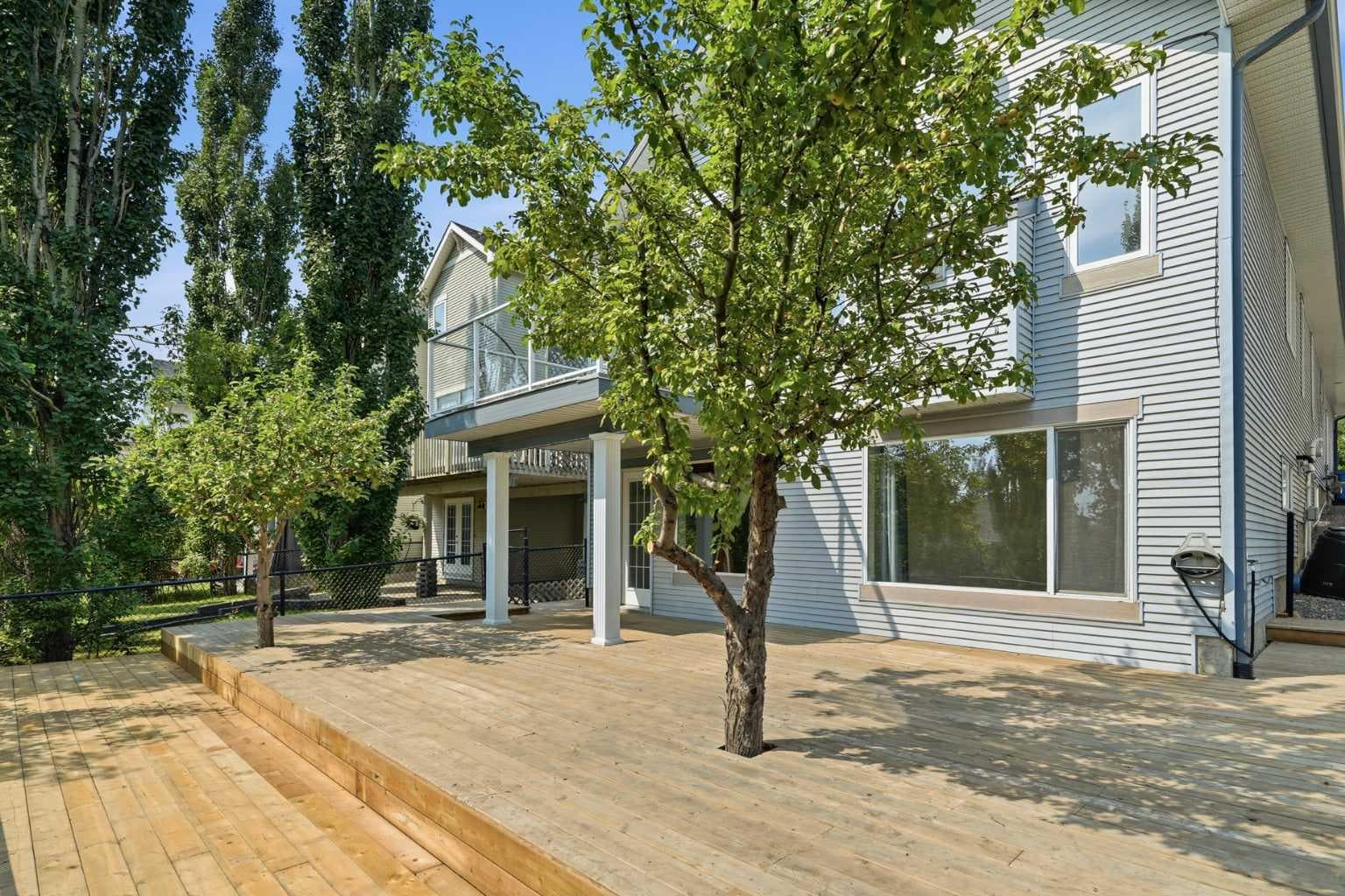 288 Springborough Way SW