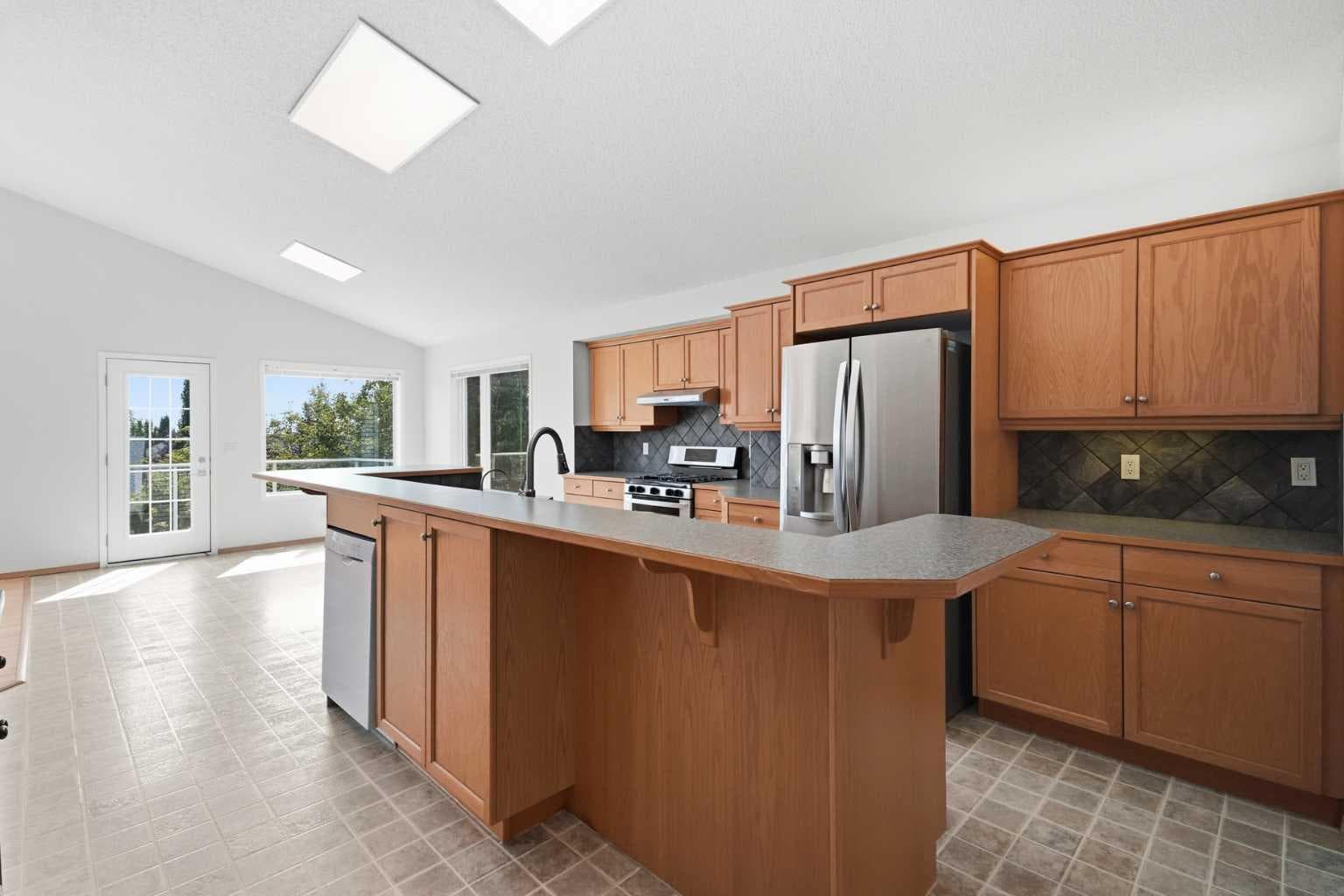 288 Springborough Way SW