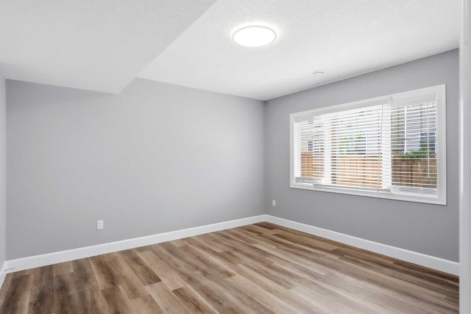 733 Windrow Manor SW