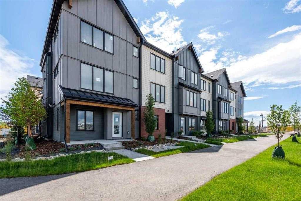 69 MERCADO Lane SE
