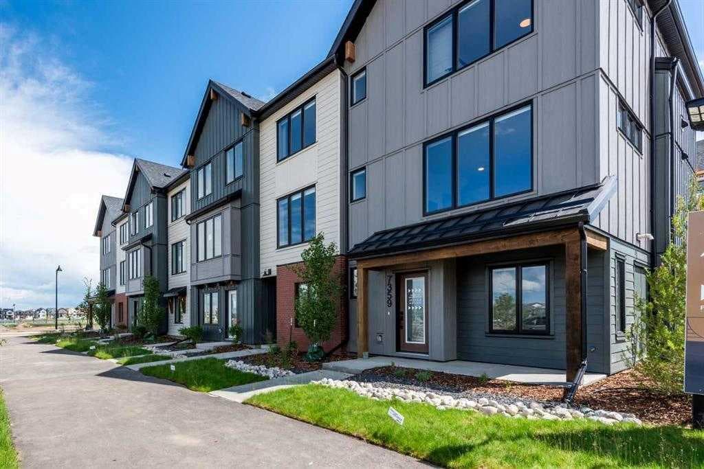 69 MERCADO Lane SE