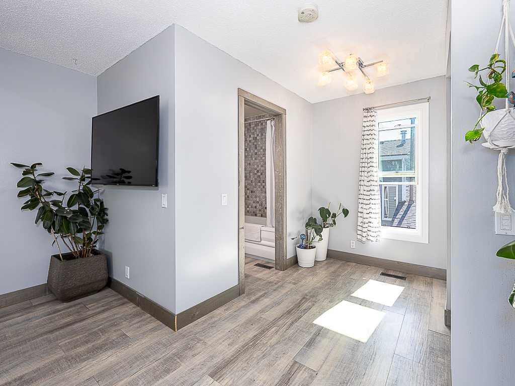 5, 93 Grier Place NE
