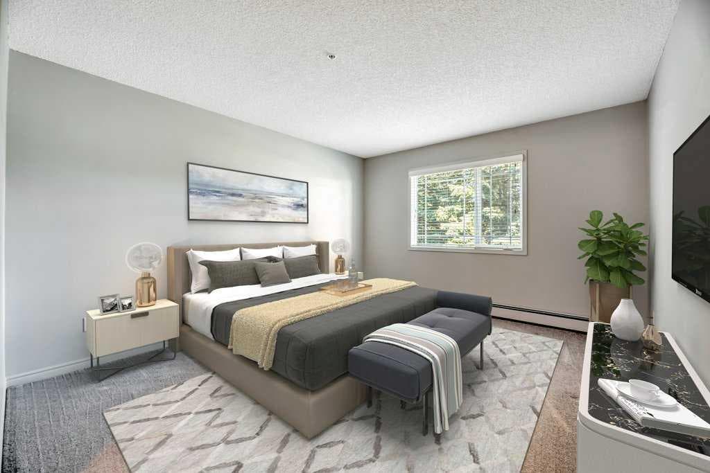 211, 2144 Paliswood Road SW