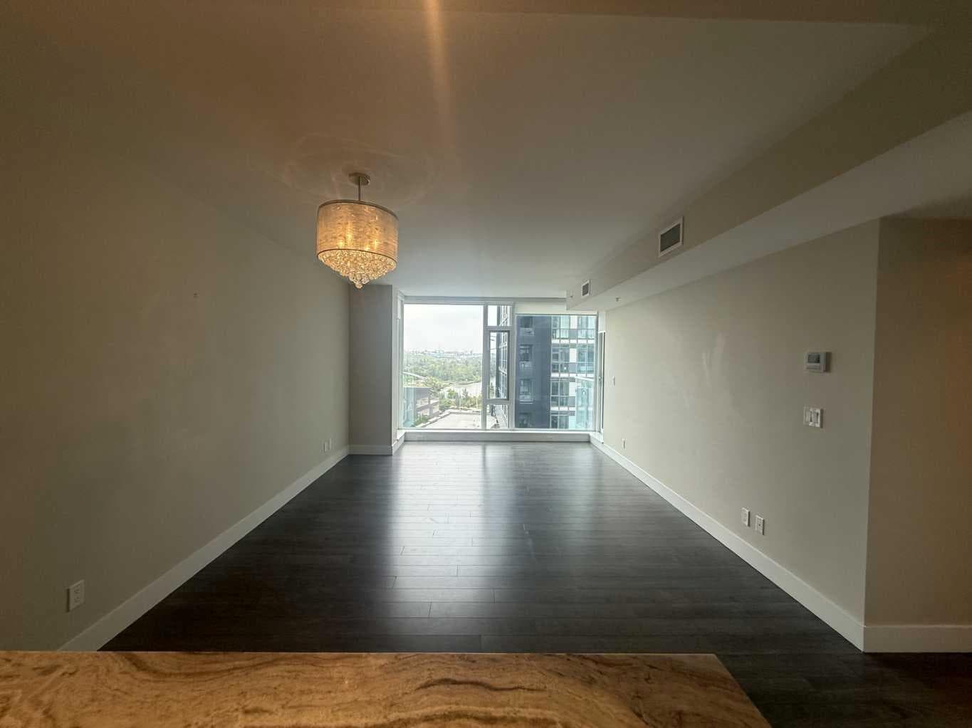 805, 519 Riverfront Avenue SE