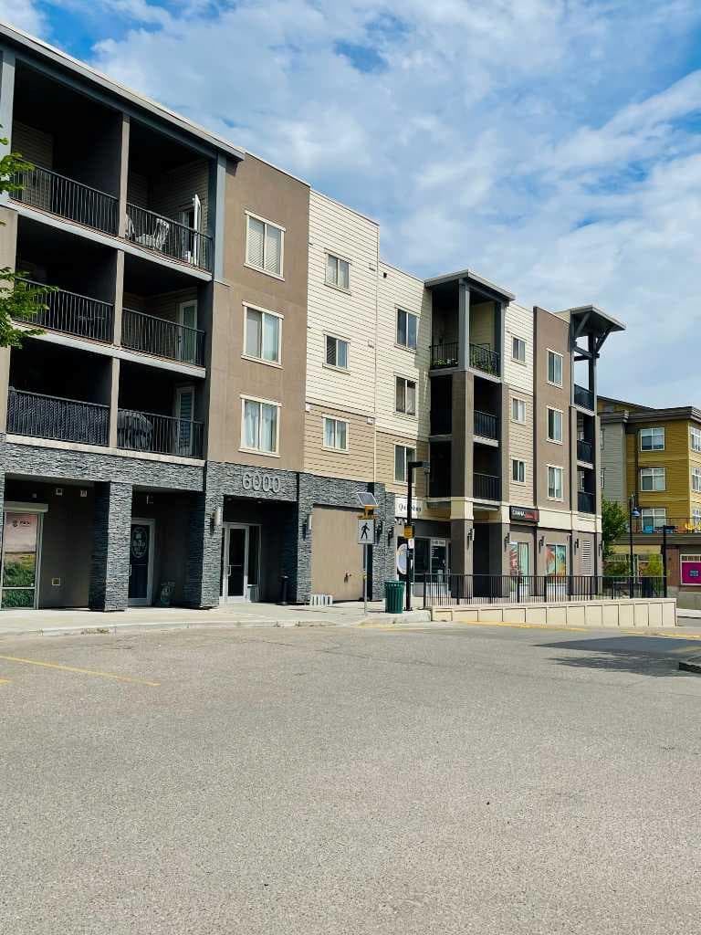 6210, 403 Mackenzie Way SW