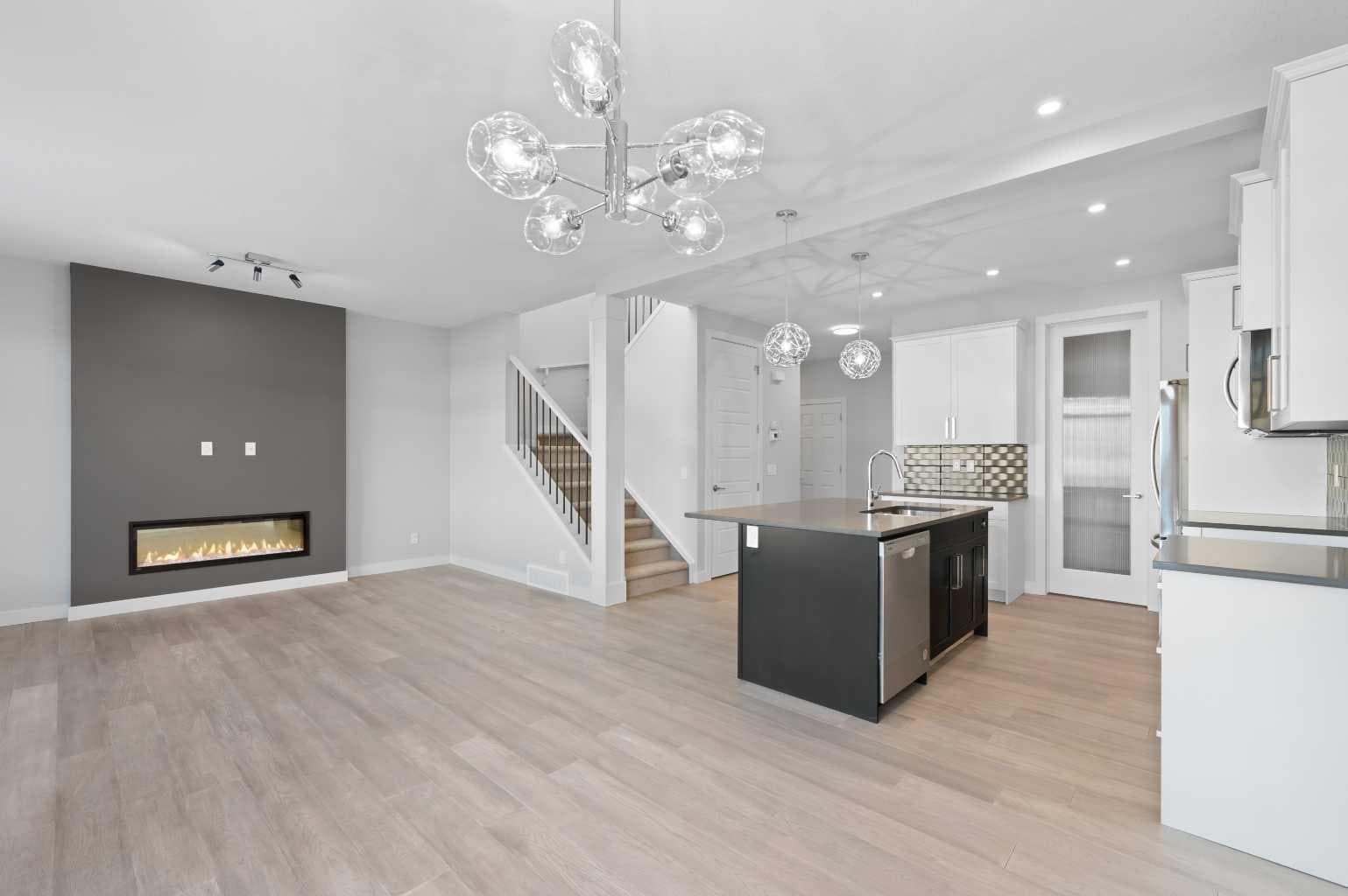 67 Agate Road 
