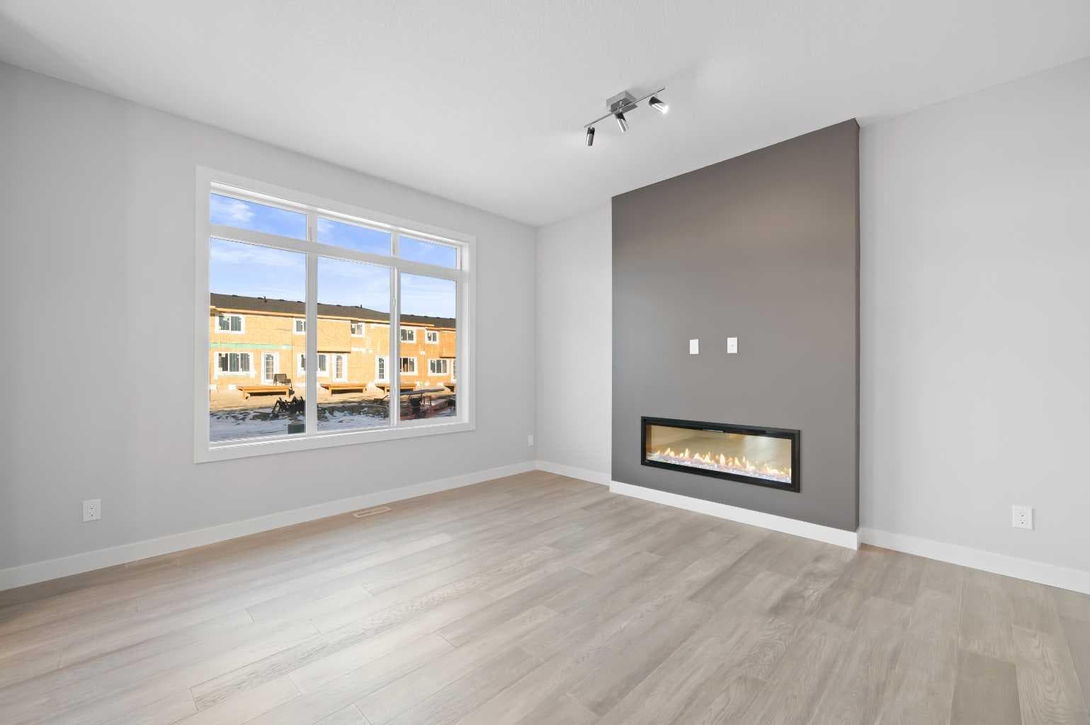 67 Agate Road 