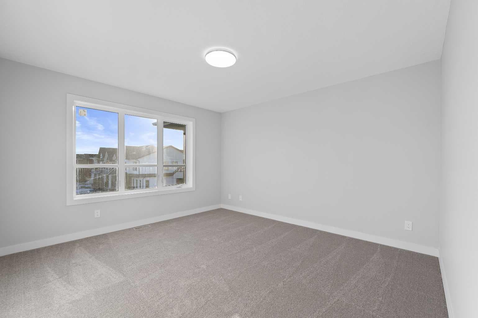 67 Agate Road 
