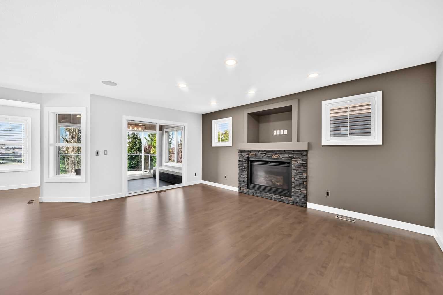 98 Panamount Villas NW