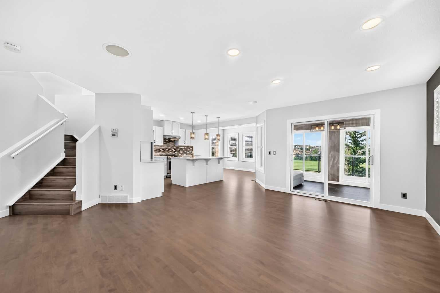 98 Panamount Villas NW