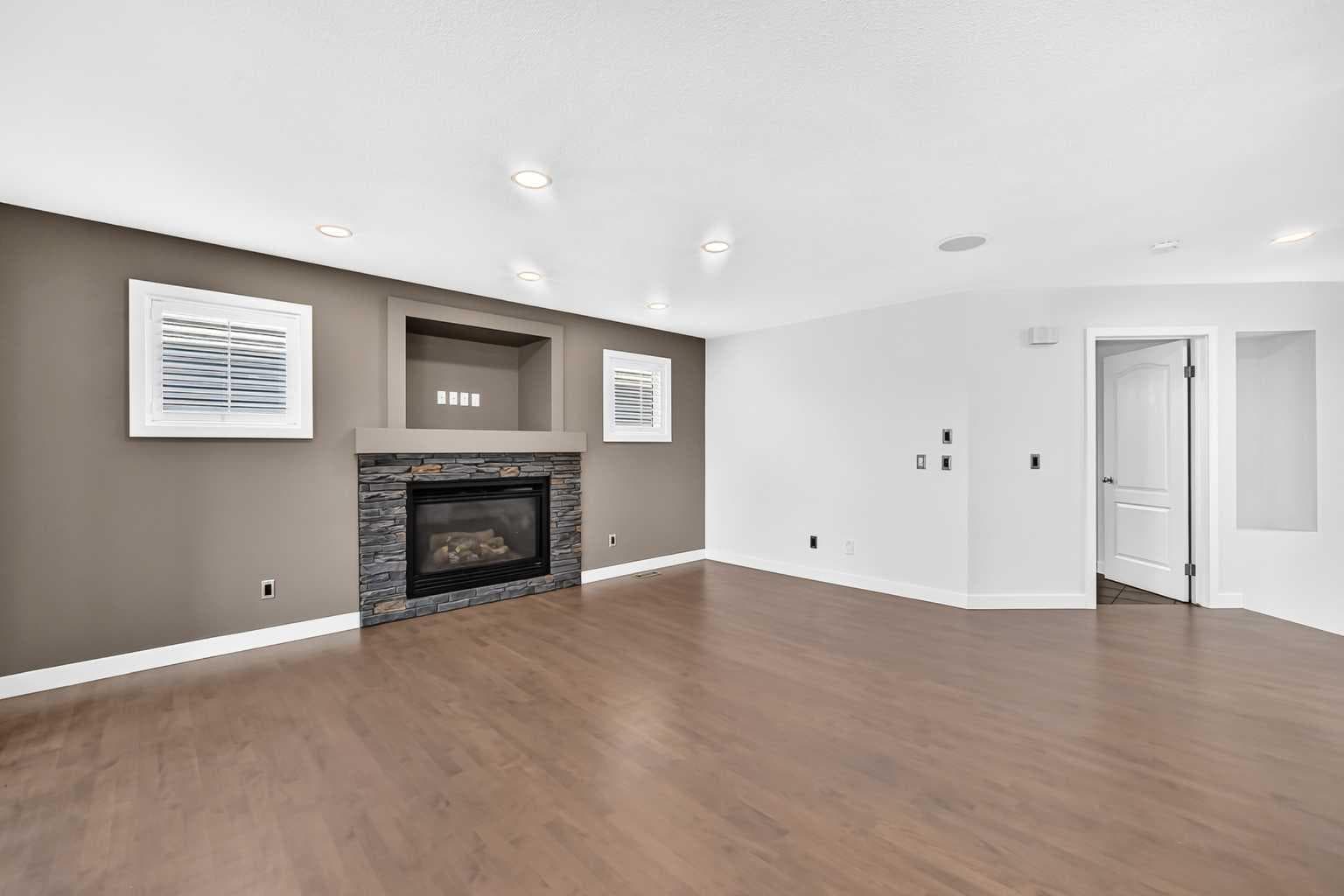 98 Panamount Villas NW