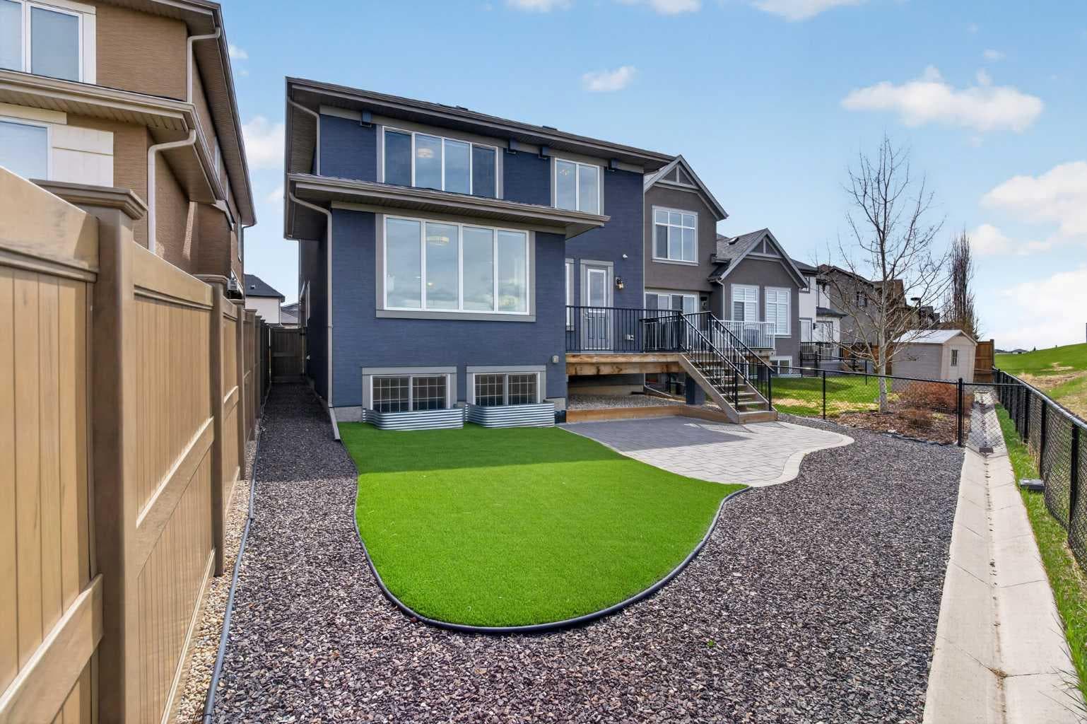 73 Rockyvale Green NW