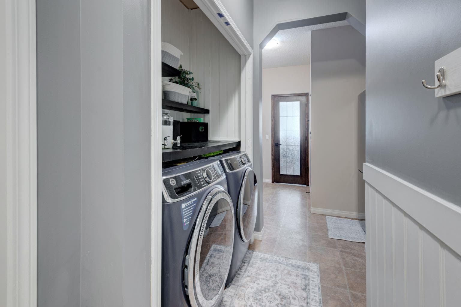 69 Morningside Circle SW
