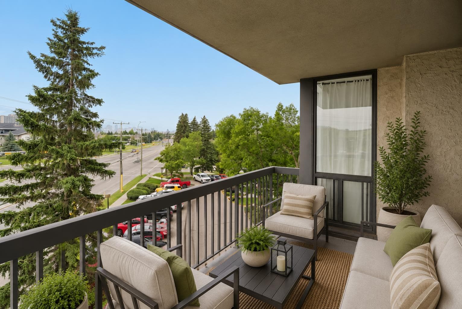 401, 145 Point Drive NW