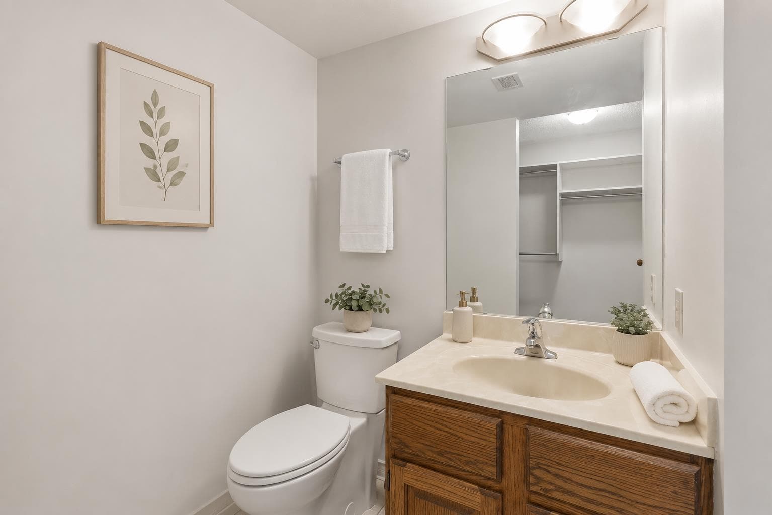401, 145 Point Drive NW