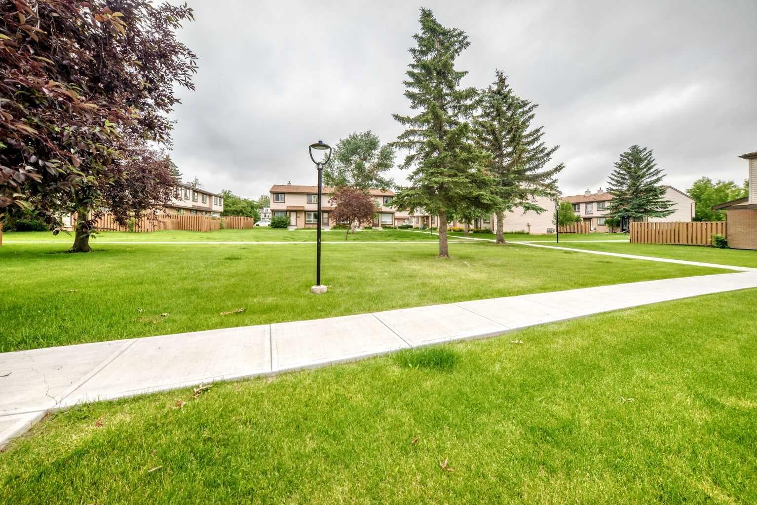 69, 2727 Rundleson Road NE