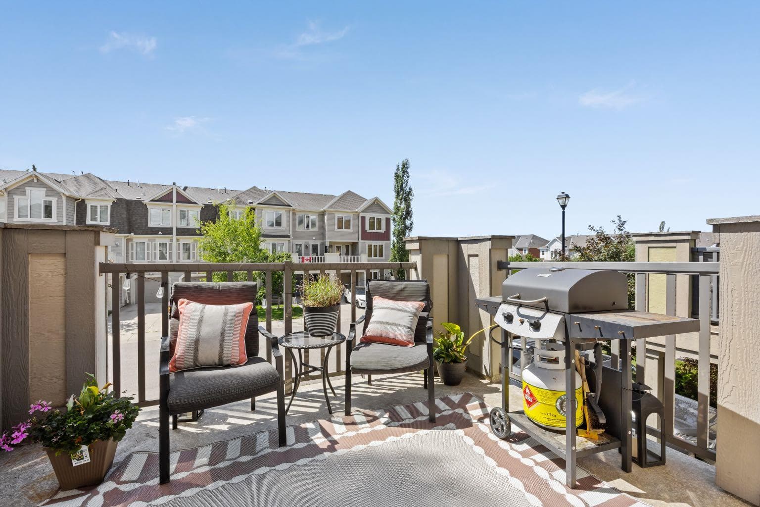 52 Windstone Green SW