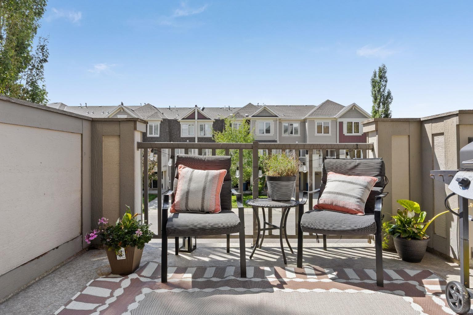 52 Windstone Green SW