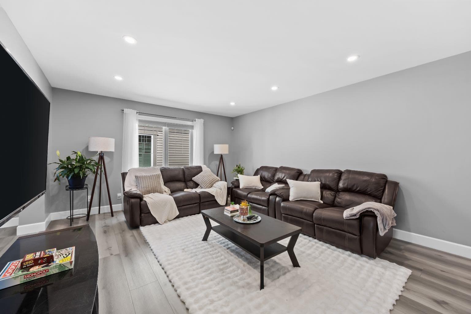 52 Windstone Green SW