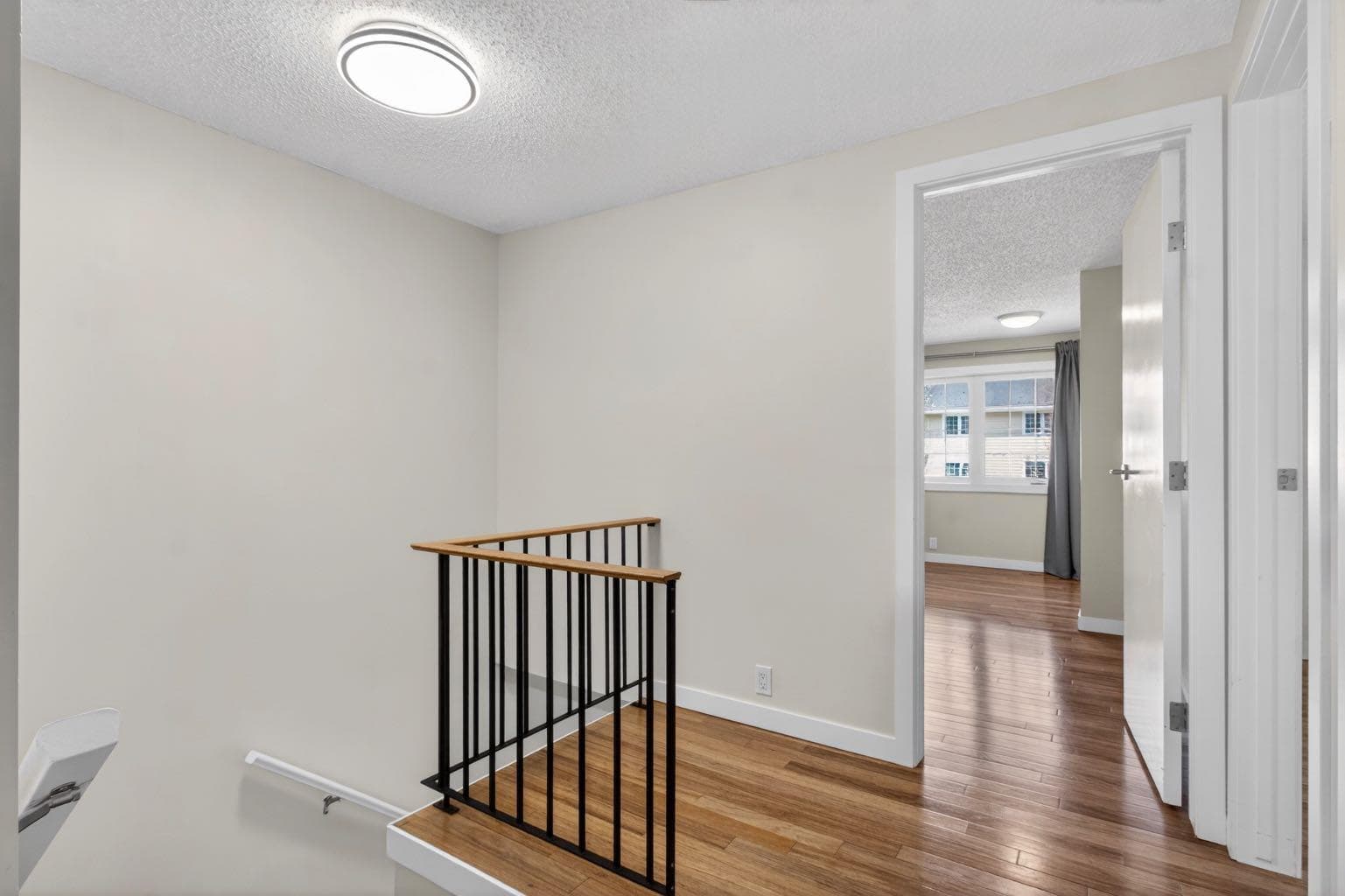 360 Point Mckay Gardens NW