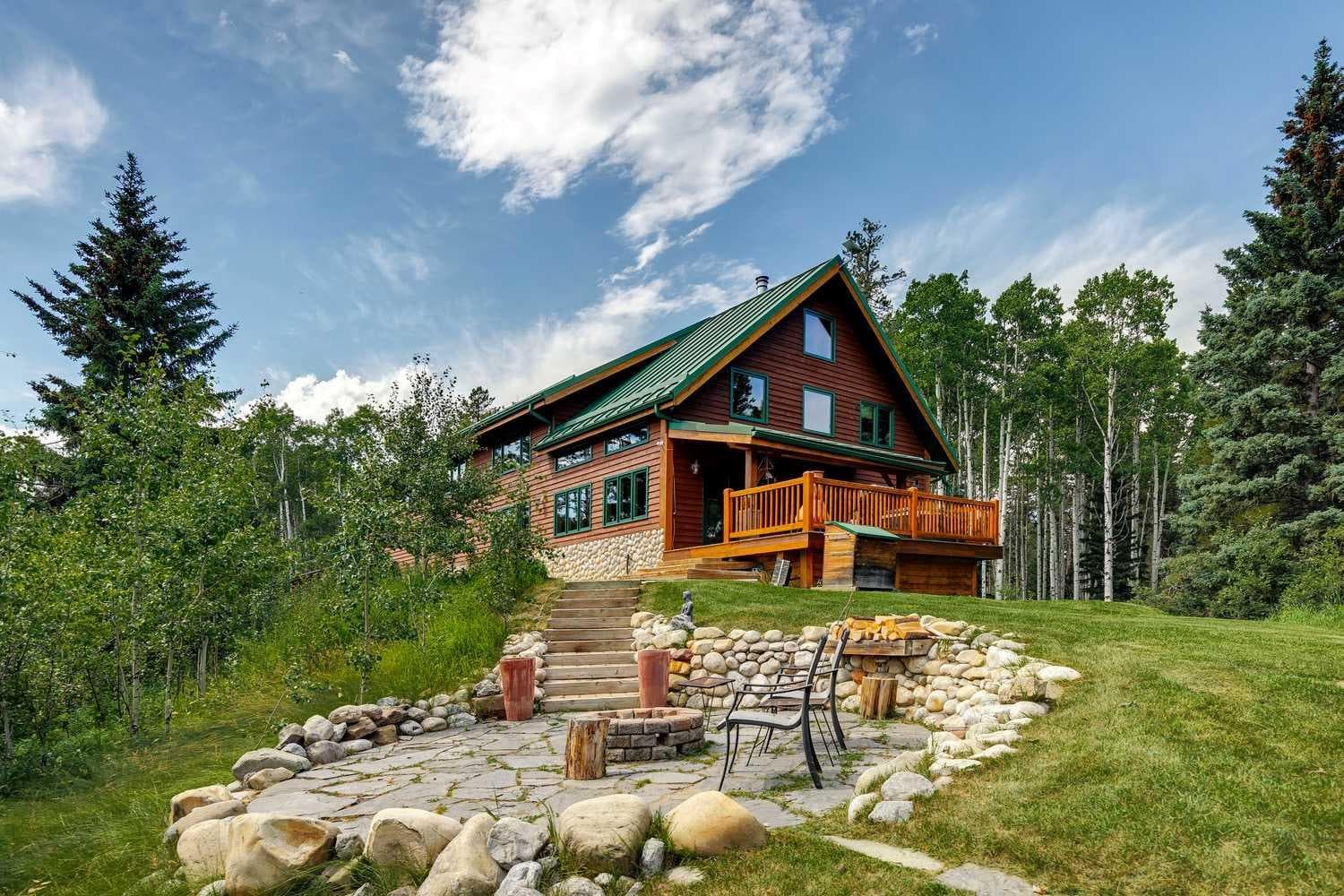 16 Highlands Place 