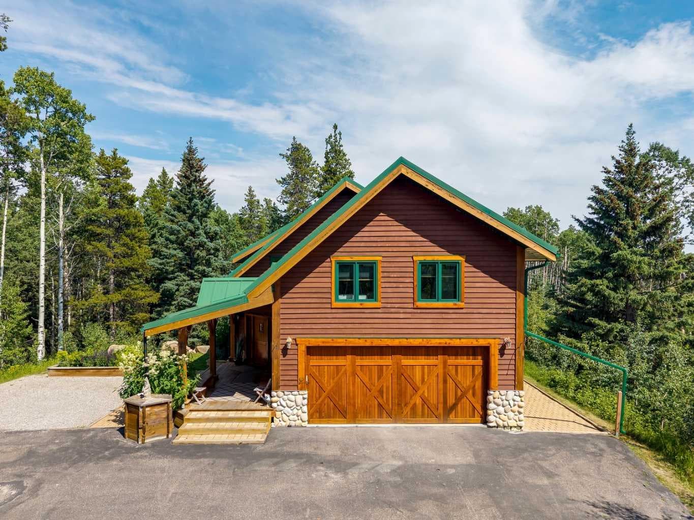 16 Highlands Place 