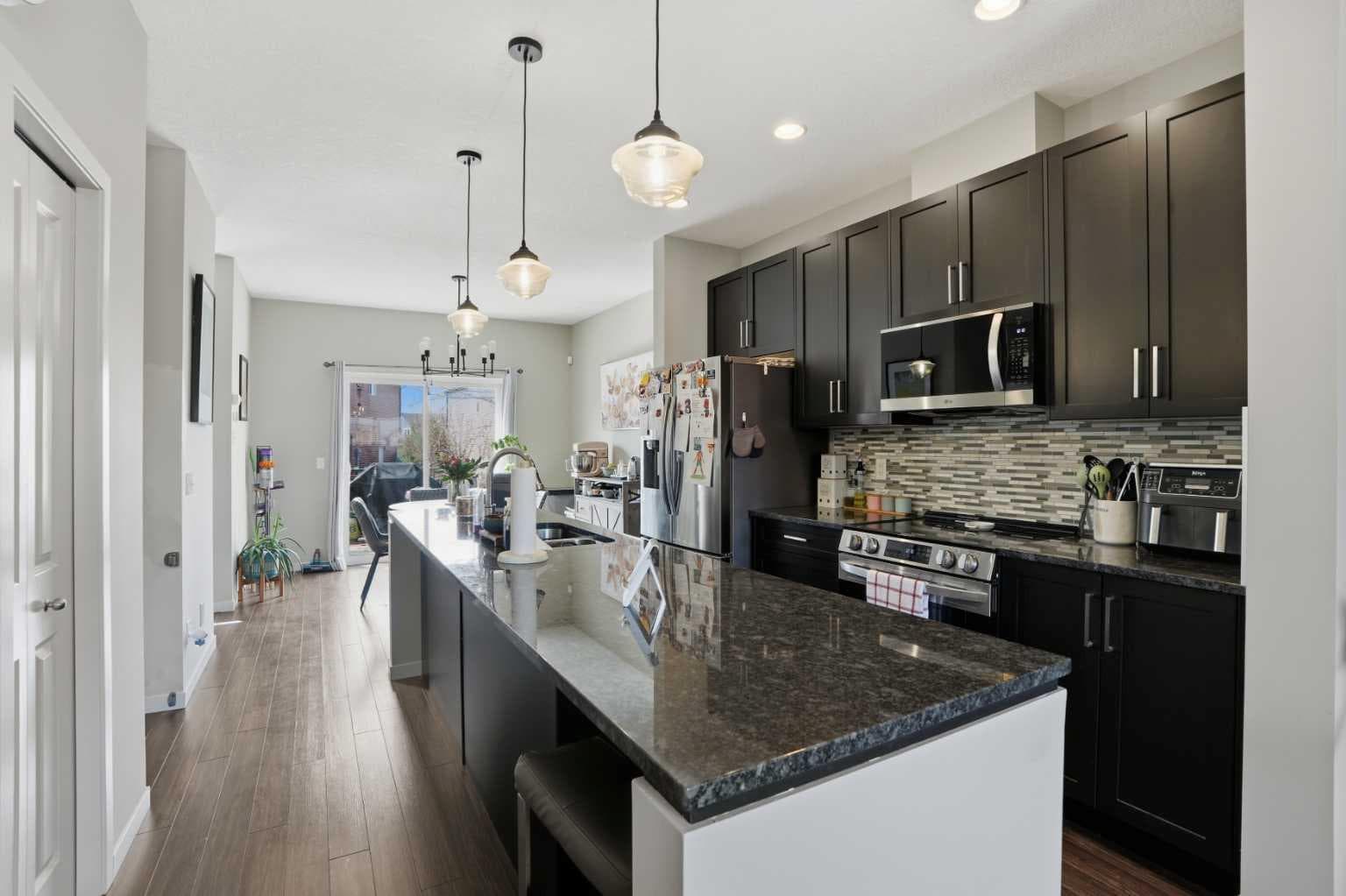 227 Copperpond Row SE