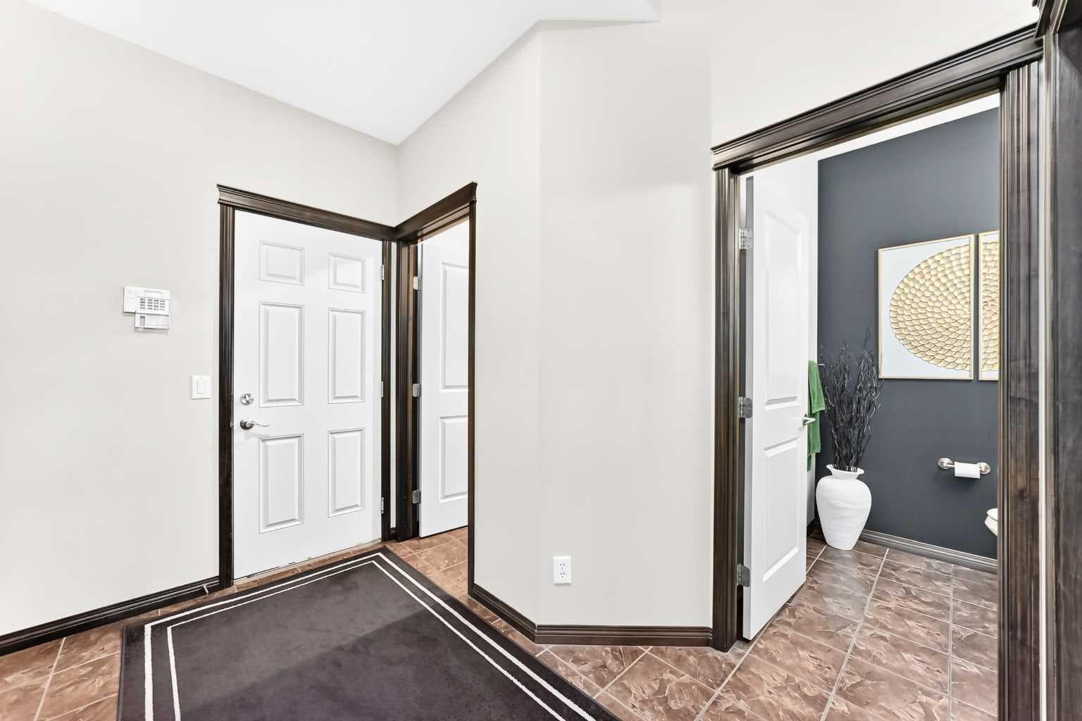 188 Hawkmere Way 