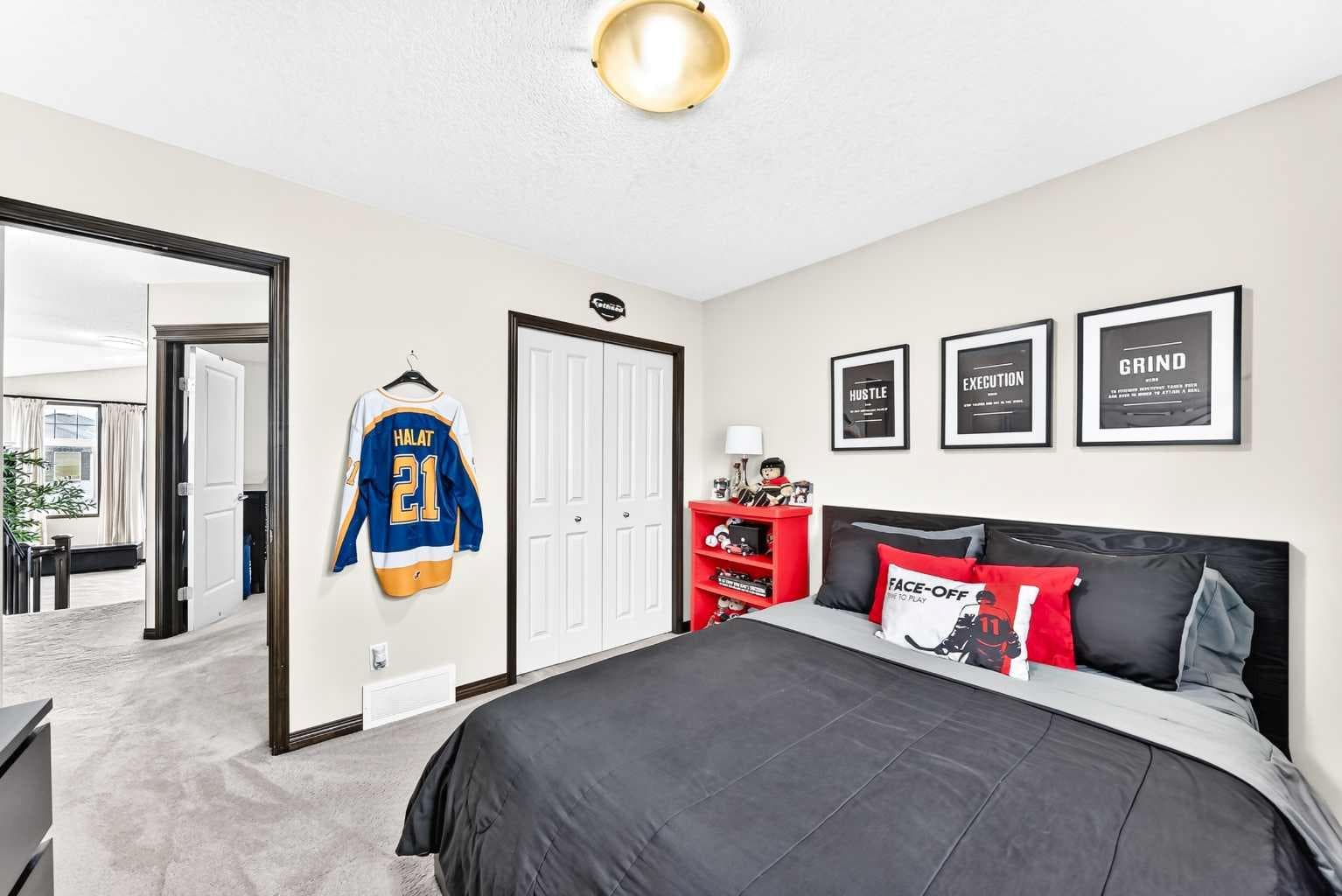 188 Hawkmere Way 
