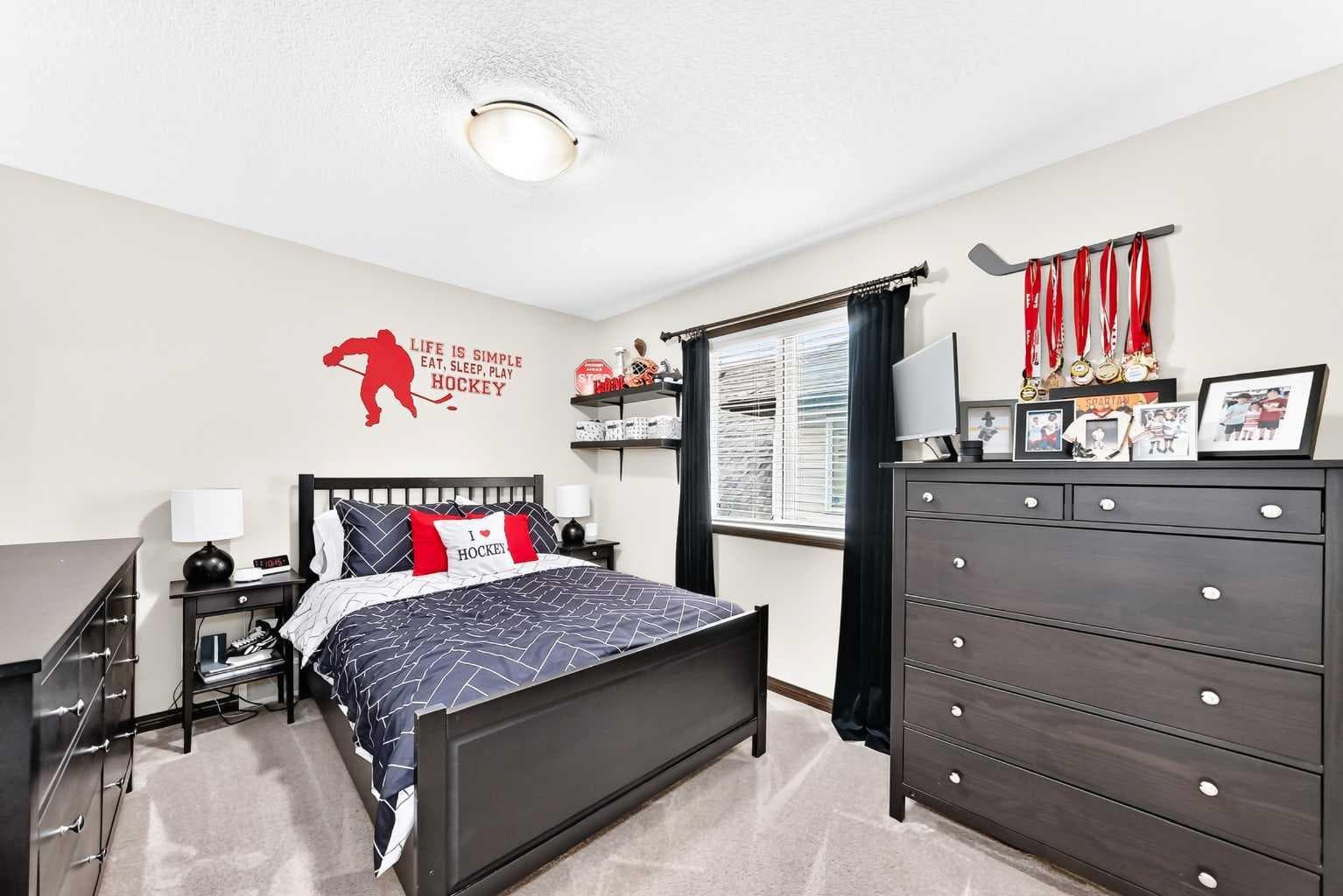 188 Hawkmere Way 