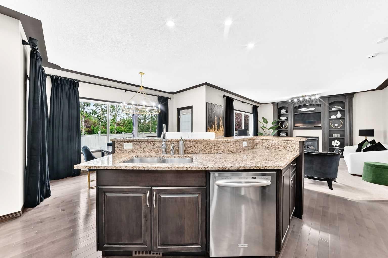 188 Hawkmere Way 