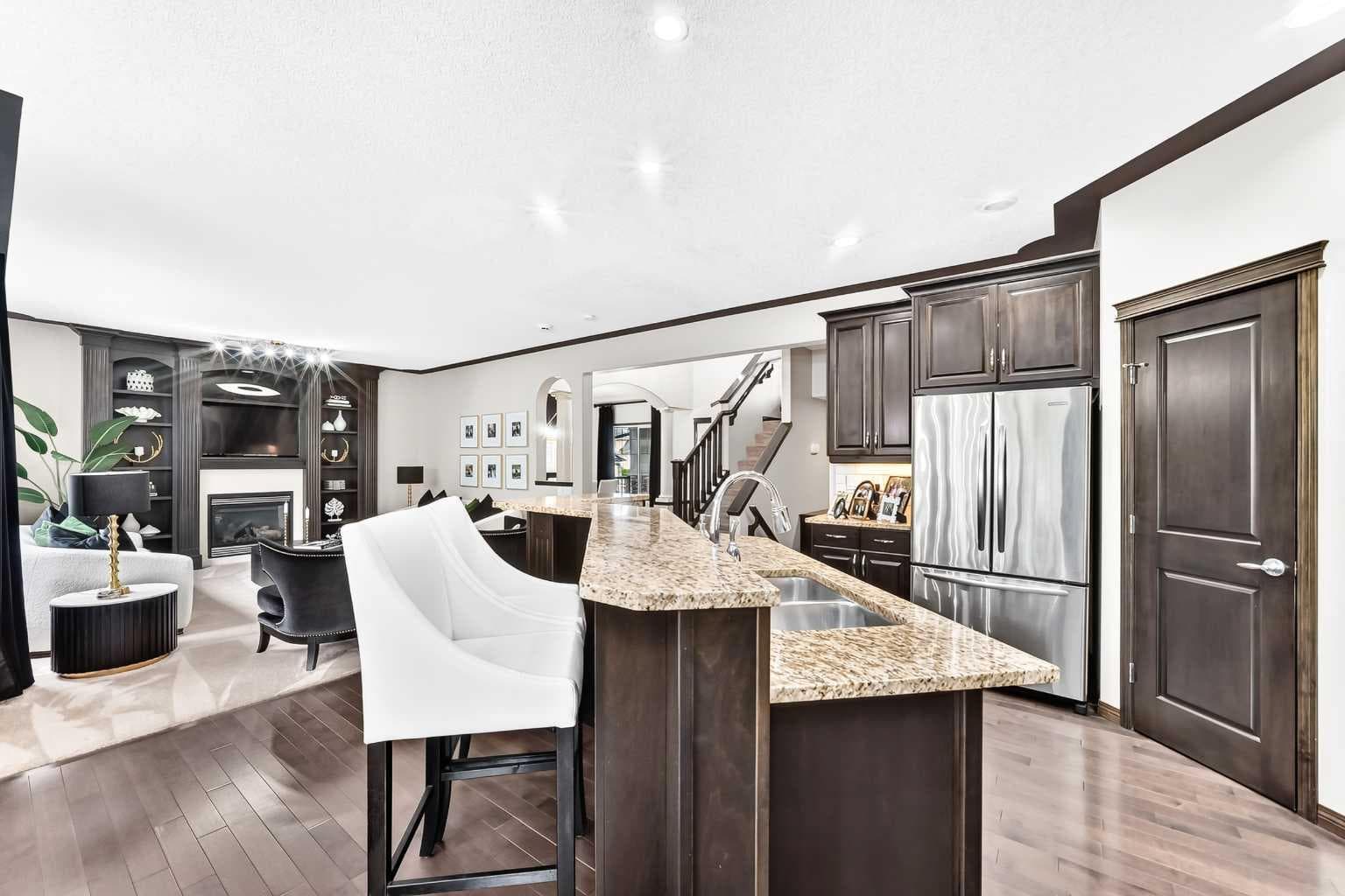 188 Hawkmere Way 