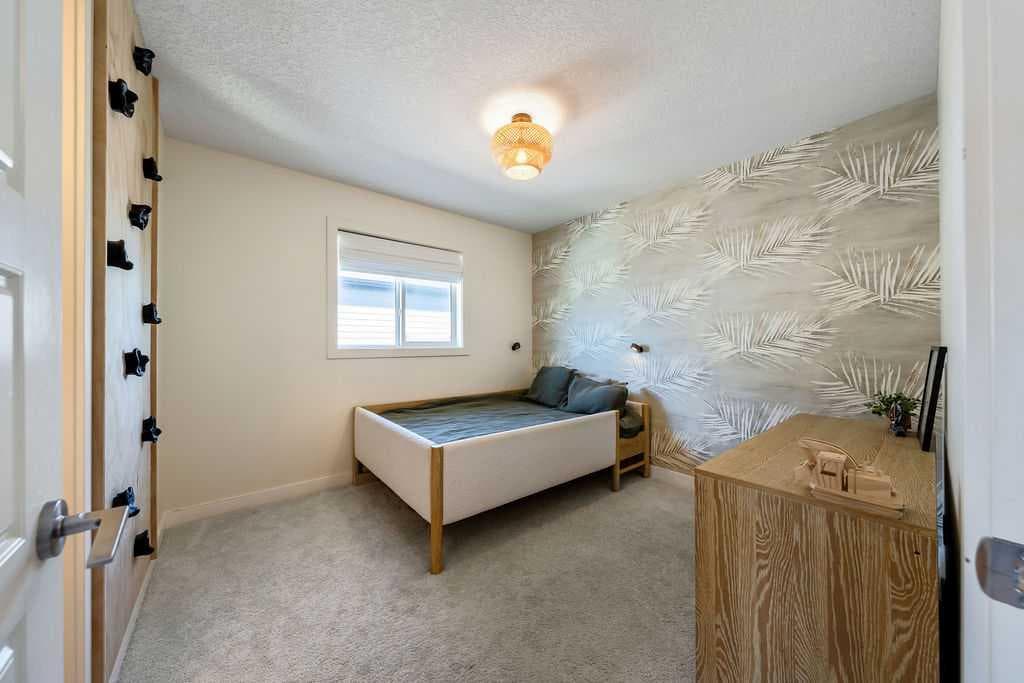 148 Rainbow Falls Glen 