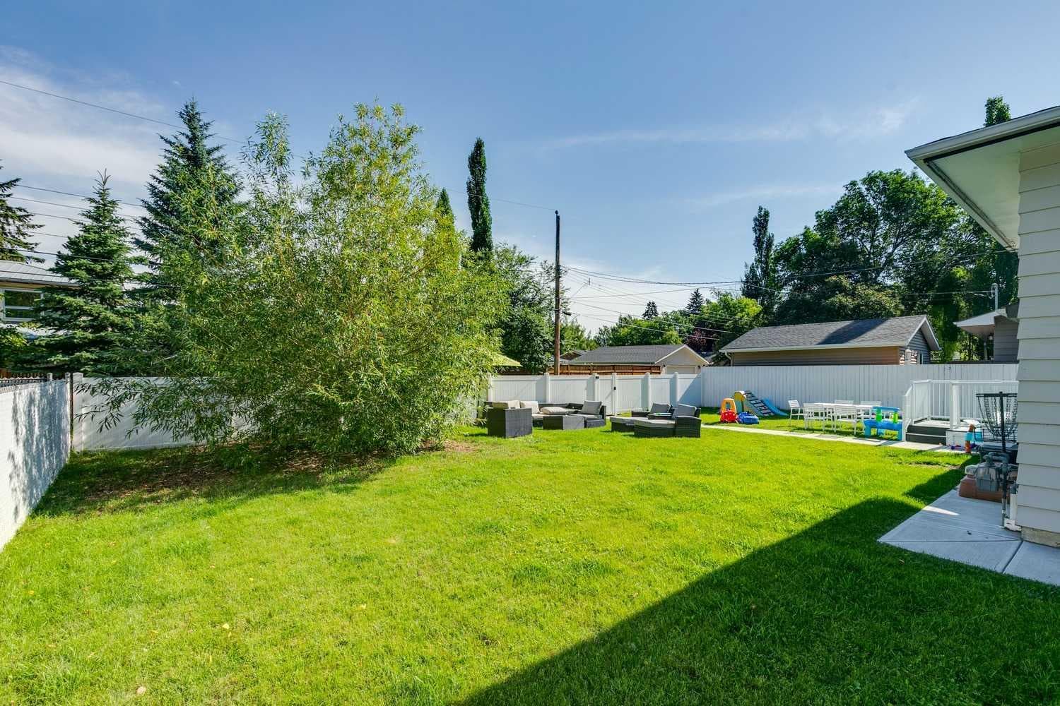 117 Chinook Drive SW