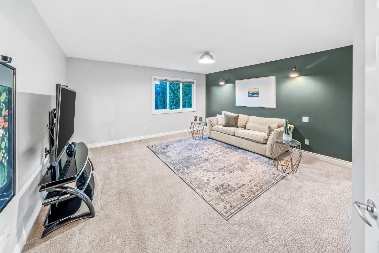 255 Gleneagles View 