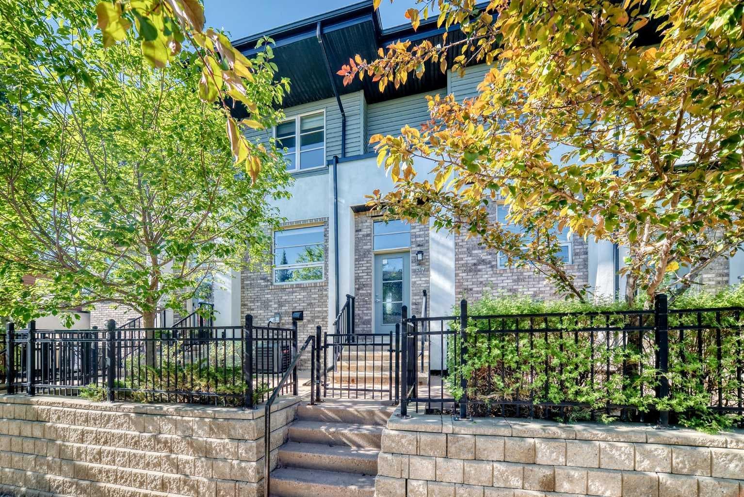 57 Aspen Hills Common SW