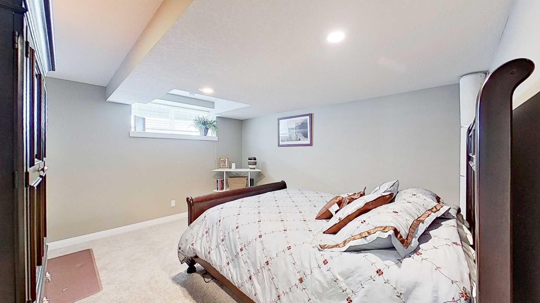 31 Ravenslea Crescent SE