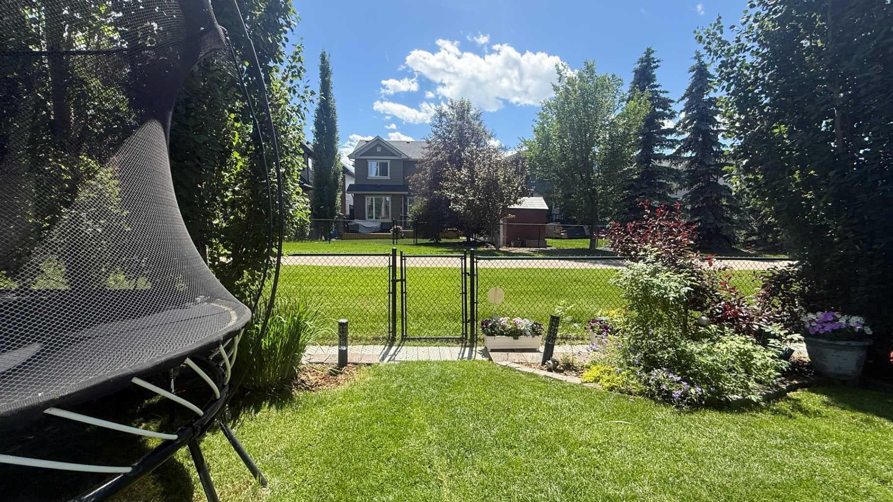 31 Ravenslea Crescent SE