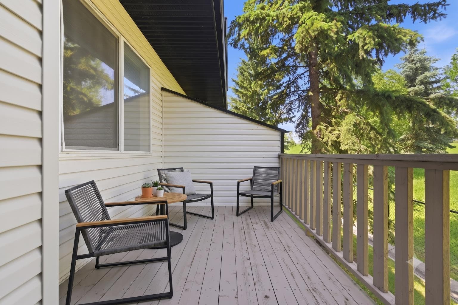 124 Everridge Gardens SW
