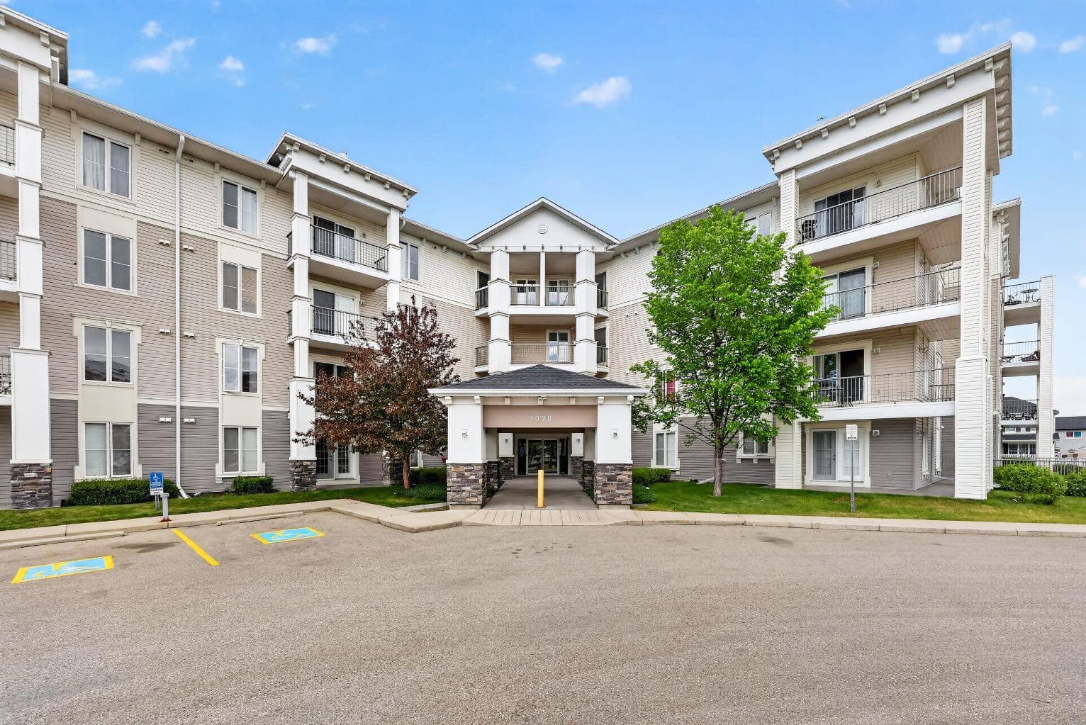 1117, 333 Taravista Drive NE