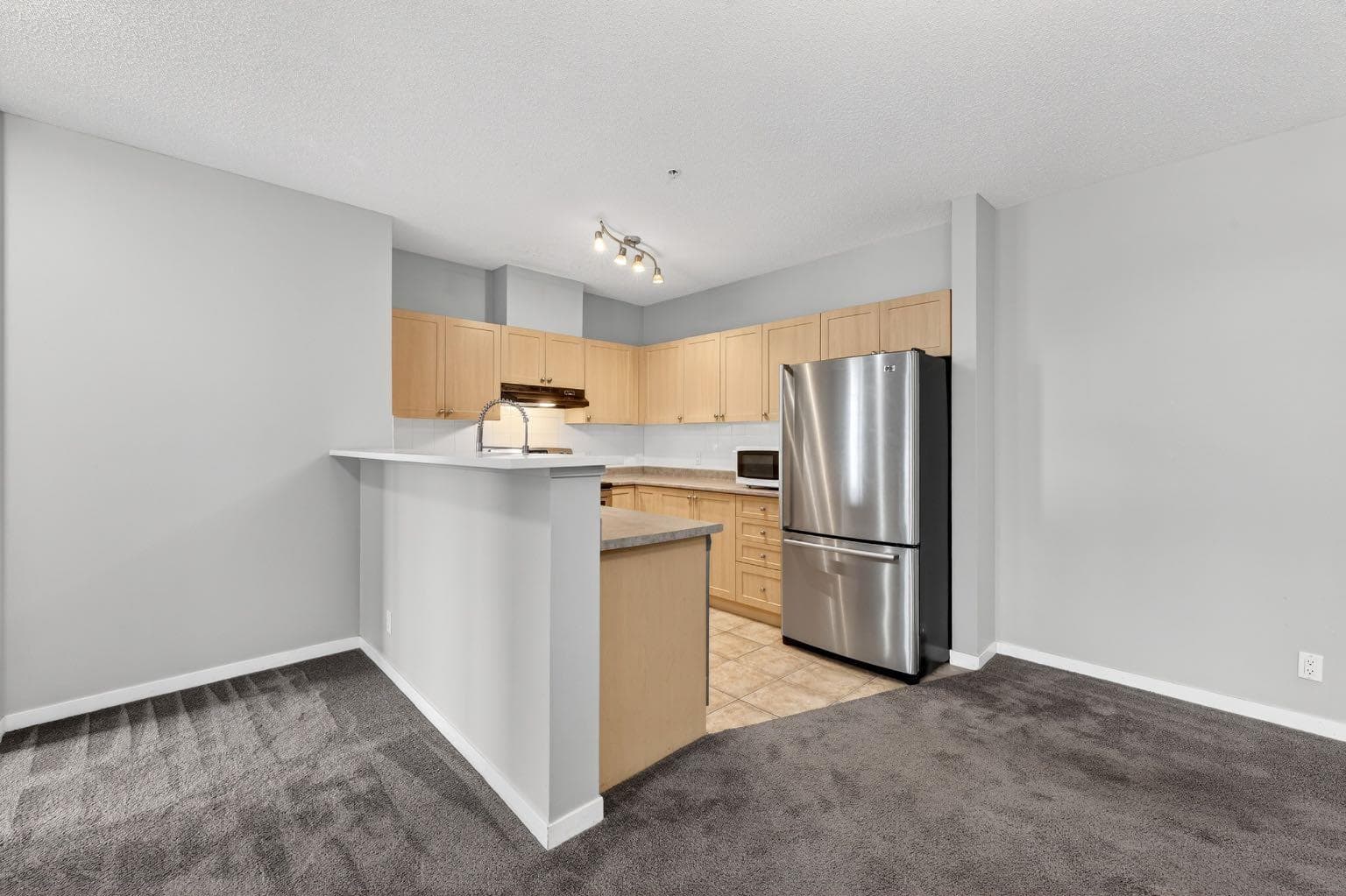 1117, 333 Taravista Drive NE