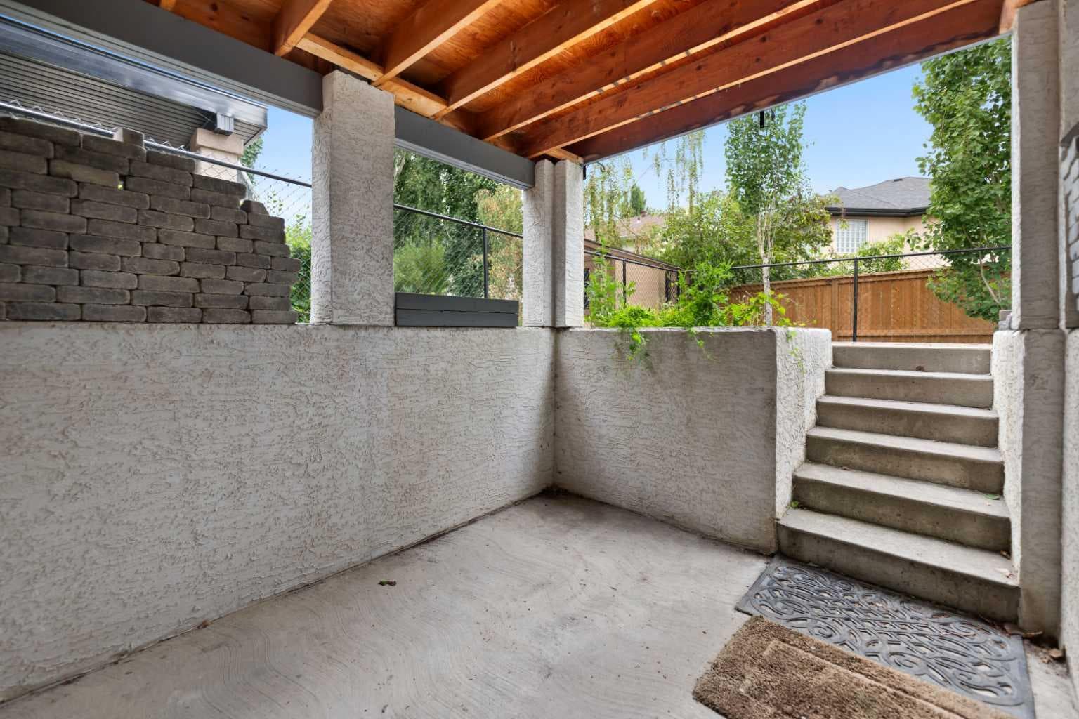 109 Cranwell Place SE