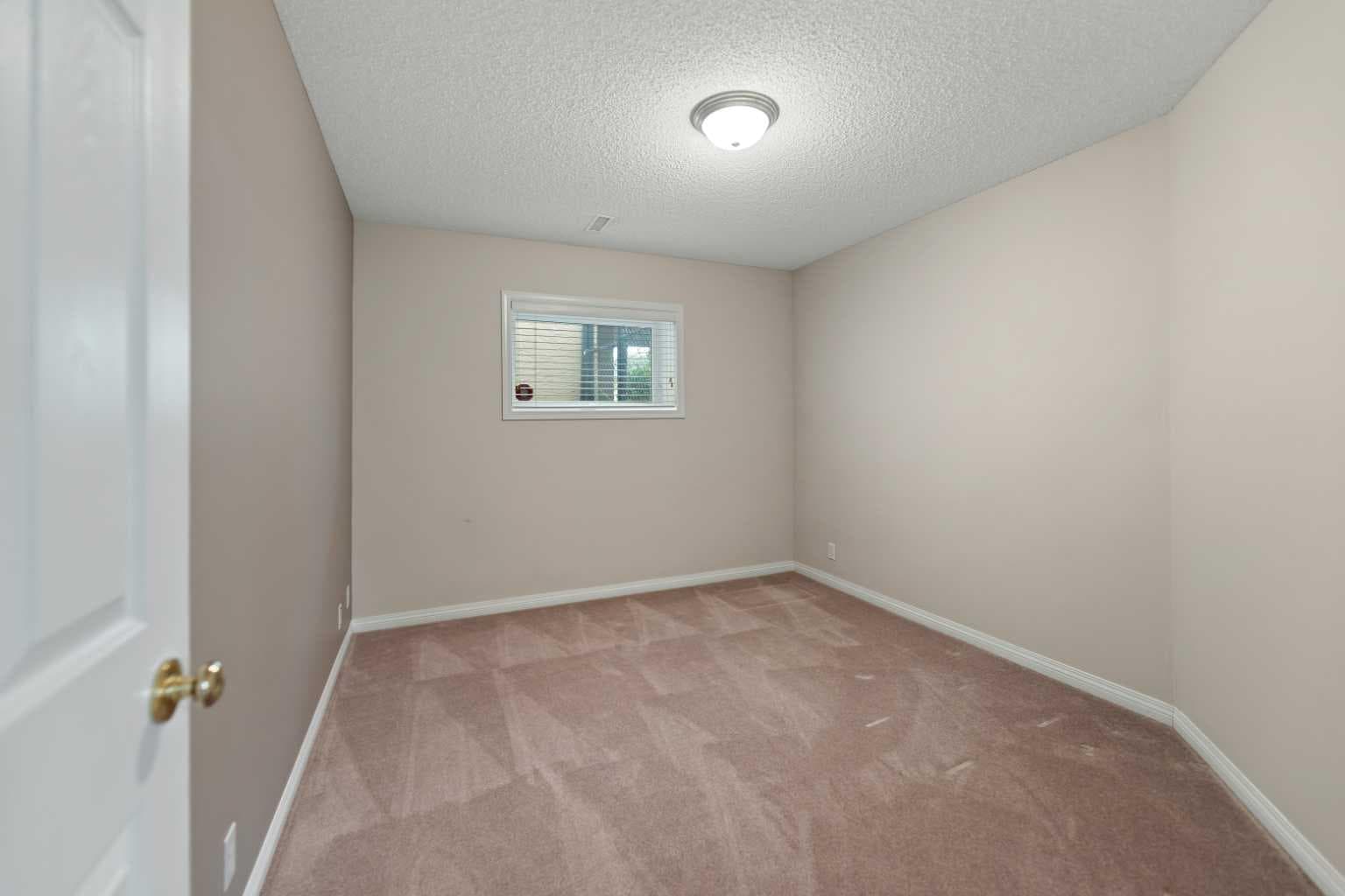 109 Cranwell Place SE