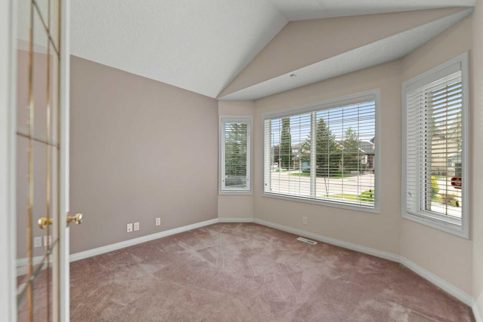 109 Cranwell Place SE