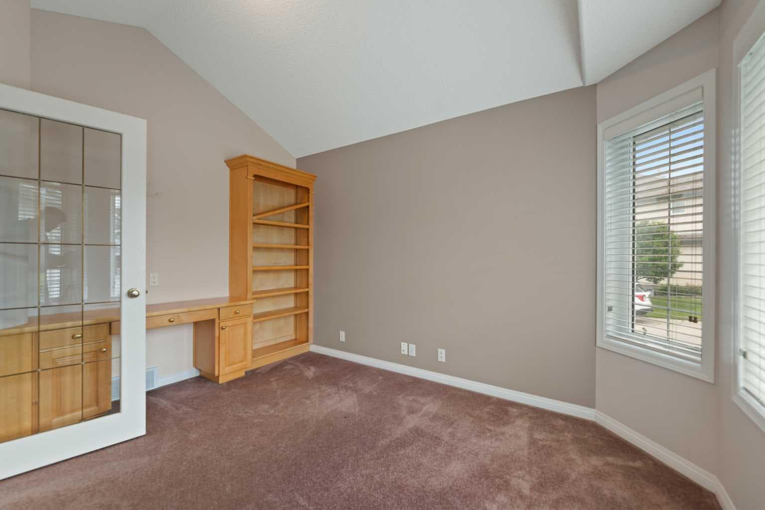 109 Cranwell Place SE