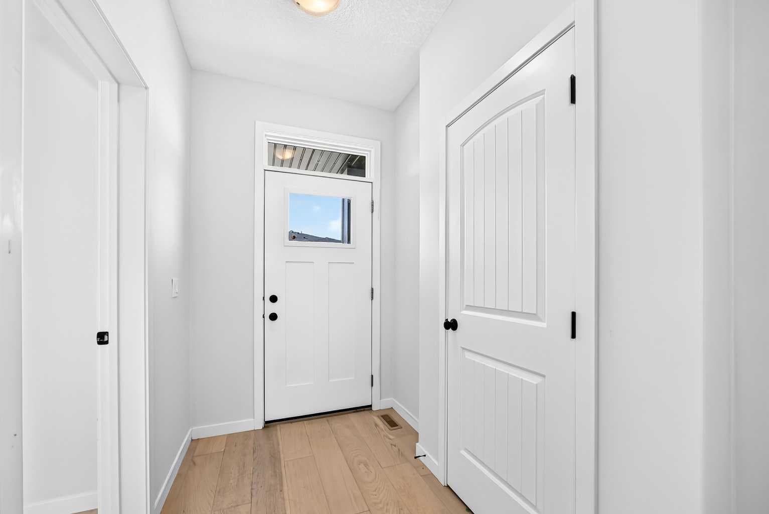 113 Midtown Close SW