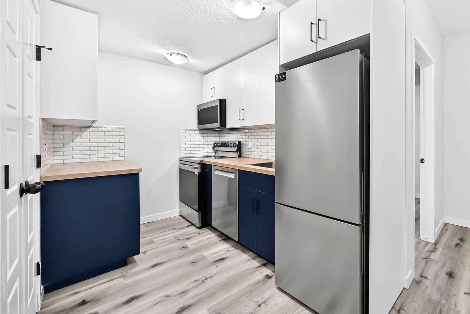 113 Midtown Close SW